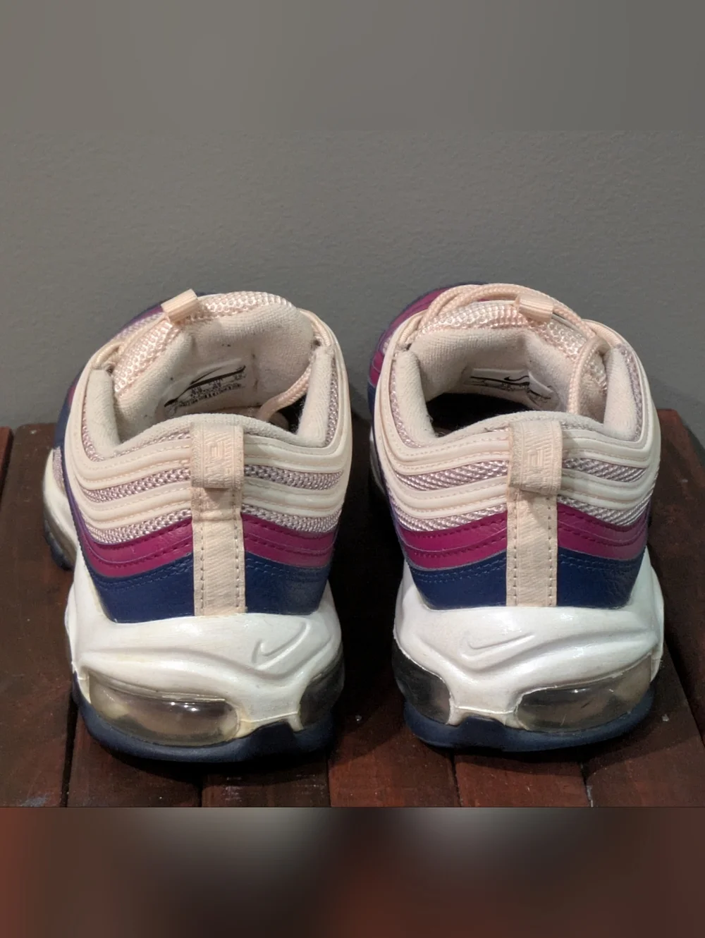 Nike Air Max 97 in Plum Chalk Women's US Size 8 - Picture 2 of 6
